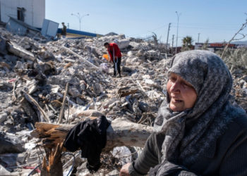 Cea mai mare organizaţie de caritate a Turciei a vândut, nu a donat, corturi pentru supraviețuitorii cutremurelor