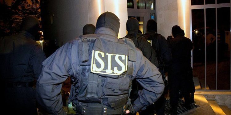 SIS anunță identificarea a doi străini afiliați unei rețele conspirative de peste hotare: Ambii au fost expulzați din Moldova | VIDEO