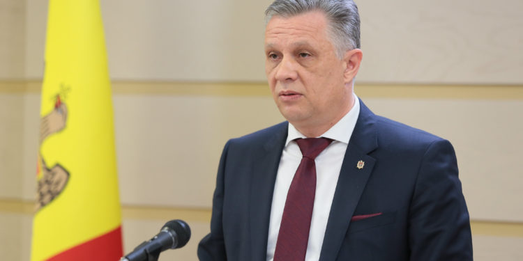 Deputatul Vadim Fotescu: Guvernul tăinuiește informațiile privind împrumutul de la BERD, acordat Moldovei, pentru achiziții de gaze naturale