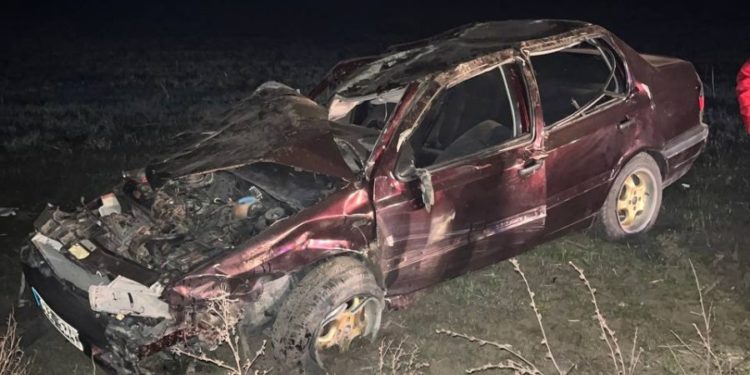 Серьезная авария в Хынчештах: Автомобиль превратился в груду металла