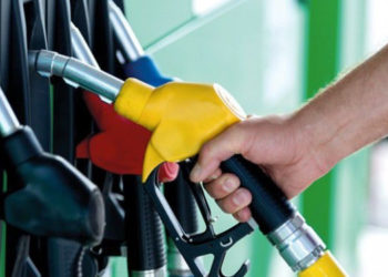 «Недоливали клиентам бензин или дизтопливо». Раскрыта мошенническая схема по продаже топлива на АЗС | VIDEO