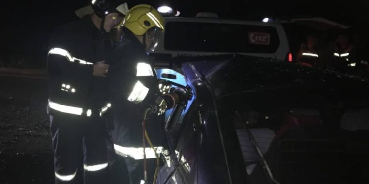 Accident pe traseul „Chișinău-Leușeni”: Salvatorii voluntari au descarcerat o persoană