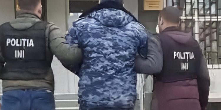 В Бельцах задержали сотрудника тюрьмы за распространение наркотиков на рабочем месте