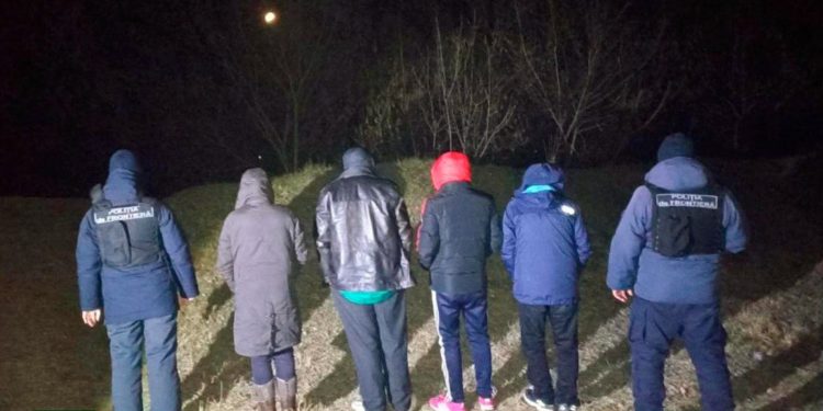 Patru cetățeni ai Siriei, reținuți pe malul Prutului