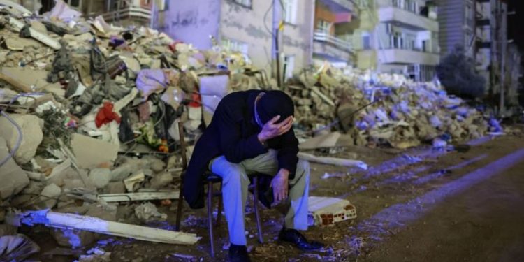 ООН: ущерб от землетрясения в Турции превысит 100 млрд долларов