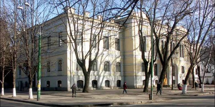 Petiție online lansată de Asociația Bibliotecarilor: Adună semnături împotriva cedării blocului nr.2 al Bibliiotecii Naționale către Mitropolia Basarabie | VIDEO