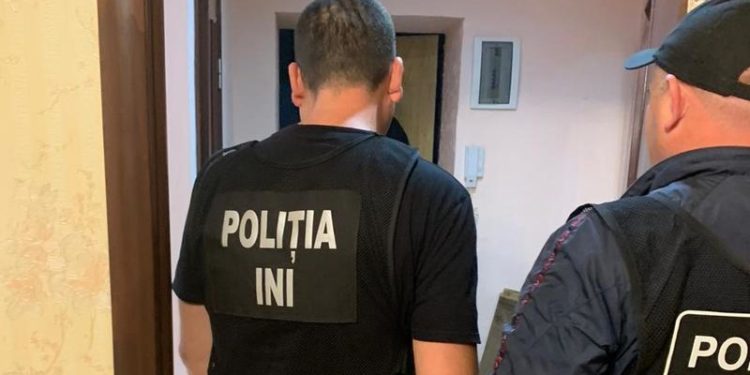 Rezultatul perchezițiilor matinale în dosarul „organizării dezordinilor în masă”. Ce au depistat oamenii legii | VIDEO