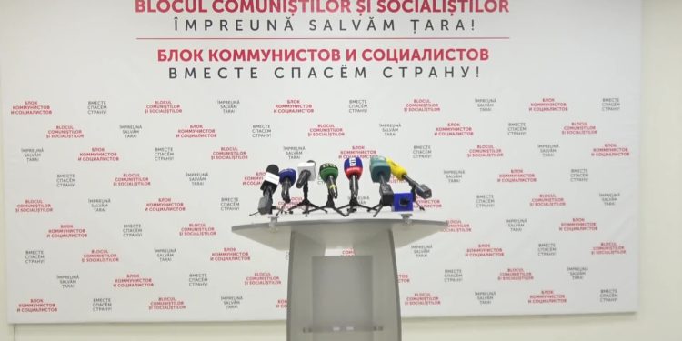 Scandal și îmbrânceli la ședința parlamentului, în timpul votării legii „Limbii Române”. Deputații BCS au cerut anticipate | VIDEO