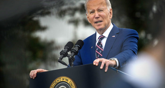 Байден пообещал выделить $690 млн на «программы развития демократии» по всему миру