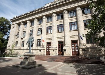 Cîte persoane au semnat deja petiția în sprijinul Bibliotecii Naționale