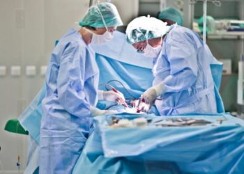 L-a născut a doua oară: O mamă și-a dăruit un rinichi fiului său, ca să-i salveze viața. Intervenția a avut loc la spitalul „Timofei Moșneaga”