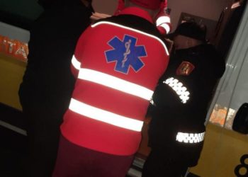 A leșinat așteptând transportul public: Un bărbat, găsit inconștient la o stație din Căușeni, a fost transportat la spital
