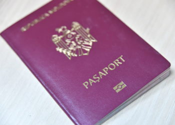 В Молдове в загранпаспорта могут внести изменения | FOTO