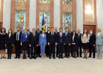 O parte din membrii Guvernului lui Dorin Recean au depus declarații de avere: Ce au inclus în declarații miniștii Sănătății, Educației și ministrul de Externe | VIDEO