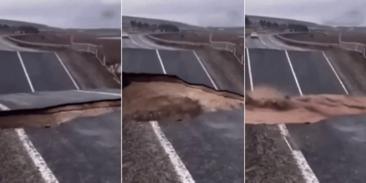 Inundații devastatoare, în sud-estul Turciei: A fost surprins momentul în care o șosea este ruptă în două | VIDEO