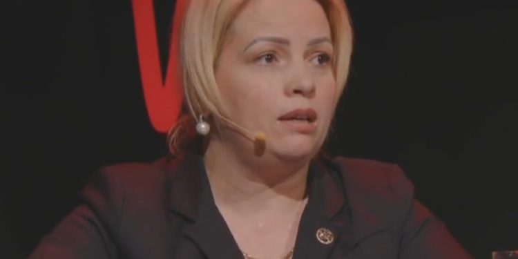 Jurist: Șoferița troleibuzului care a tamponat mortal copila de 12 ani a fost plasată în arest pentru a calma societatea