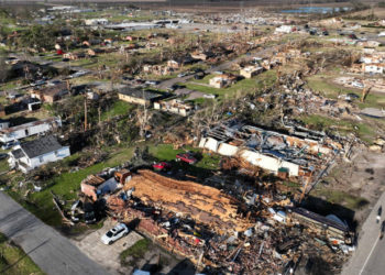 Cartiere întregi din Mississippi s-au prăbușit în 10 minute. Tornada devastatoare a lovit noaptea, oamenii dormeau și n-au auzit alerta