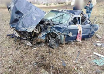 Caz groaznic la Rîbnița! Un automobil a căzut de pe un pod de la înălțimea de zece metri. Momentul accidentului