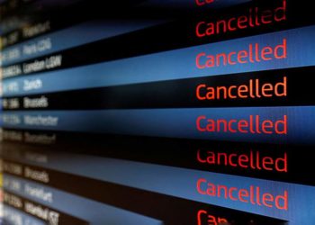 В аэропорту Берлина отменили вылеты всех рейсов из-за забастовки работников