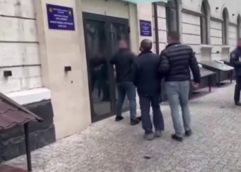 Полиция задержала двух мужчин подозреваемых в краже