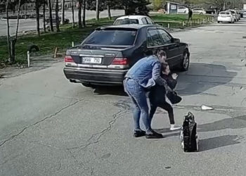 В Кишиневе на пешеходном переходе автомобиль сбил пятилетнего ребенка