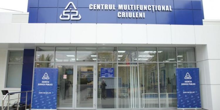 „- Zi, cât să-ți dau? – Cât te trage inima!”. Convorbiri telefonice înregistrate între cei șase suspecți de la ASP, reținuți pentru luare de mită la eliberarea permiselor de conducere | VIDEO