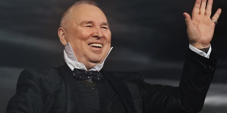 Умер модельер Вячеслав Зайцев