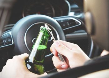 Șoferii, neastâmpărați de sărbători. Poliția spune câți au urcat beți la volan