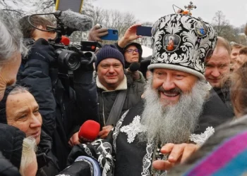 Наместника Киево-Печерской лавры отправили под домашний арест