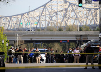 Cinci persoane au murit împușcate într-un atac armat în Louisville, Kentucky