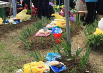 Moldovenii sărbătoresc astăzi Paștele Blajinilor. Tradiții și obiceiuri | VIDEO