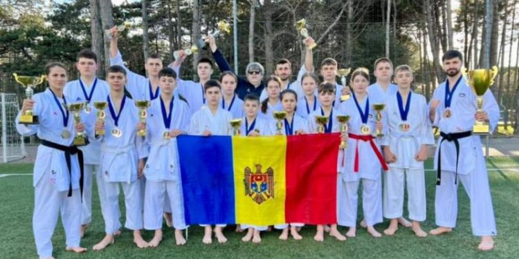Moldova, pe podium la Campionatul European la Karate Shotokan: Lotul național a obținut 32 de medalii
