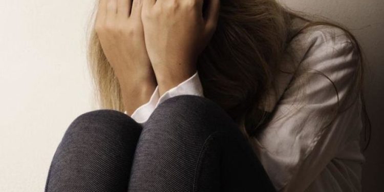 Tânără bătută cu pumnii, legată, violată și jefuită, la Ciocana. Ar fi ieșit la „rendez-vous” cu un tip de pe TikTok