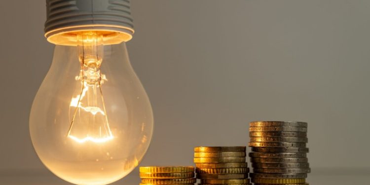 După o pauză de jumătate de an, Ucraina a reluat livrările de energie electrică în Moldova. Ce volum și la ce preț va fi procurată | VIDEO