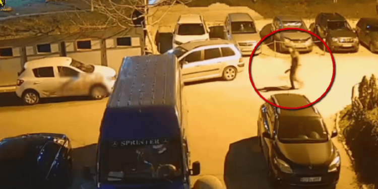 Воровал катализаторы из автомобилей: в столице задержан 30-летний мужчина | VIDEO