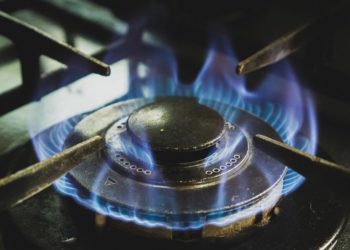 Moldovenii au cheltuit cu 50% mai puțin gaz în luna martie. Câte persoane au fost deconectate din cauza datoriilor | VIDEO