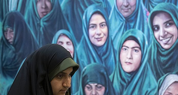 Полиция Ирана будет отслеживать ношения хиджабов с помощью камер наблюдения