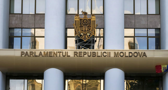 Alertă la Parlament: Toți angajații, evacuați