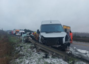 Accident cu trei vehicule, inclusiv un camion, la Nisporeni. Un bărbat de 27 de ani a murit