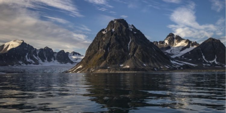 ООН сообщила о рекордном уровне парниковых газов, повышения температуры и таяния ледников