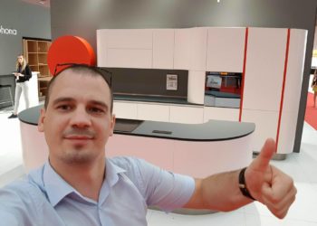 Fondatorul companiei de fabricare a mobilei, evadat din sediul judecătoriei, de negăsit. Ce spun avocații fugarului | VIDEO