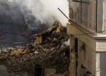 O explozie puternică a zguduit un cartier din Marsilia. O clădire s-a prăbușit complet iar alte două parțial