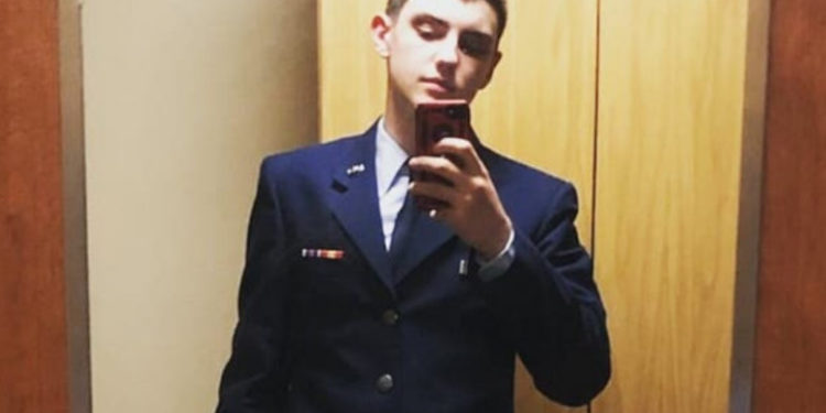 PentagonLeaks: Autorul uneia din cele mai mari breșe de securitate din SUA a fost arestat