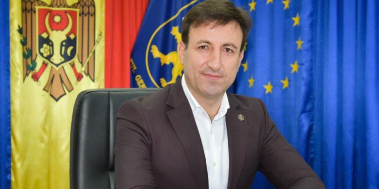 Șeful IGP, despre accidentul în care doi agenți INSP s-au tamponat cu mașina într-un troleibuz:  O anchetă internă a fost pornită imediat după impact, așteptăm rezultatele | VIDEO