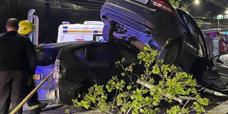 Noi detalii de la accidentul de coșmar din Chișinău. Care este starea celor trei persoane ajunse la spital | VIDEO