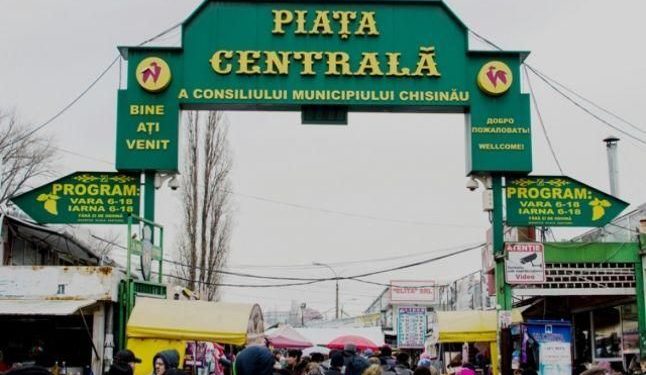 Aglomerație la Piața Centrală, înainte de Paști: Cât au scos moldovenii din buzunare pentru masa de sărbătoare | VIDEO