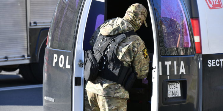 В Приднестровье четырех иностранцев похитили и ограбили