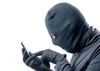 Ограбили в собственном доме: что вынес несовершеннолетний преступник?