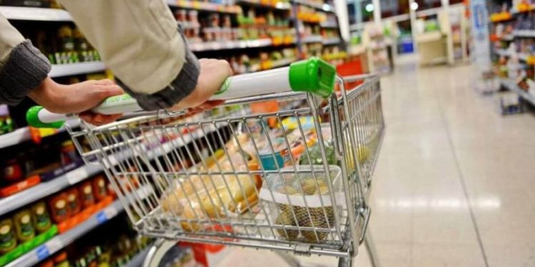 Необходимость или поиск выгоды? Эксперты о решении КЧС исключить некоторые продукты из списка социально значимых | VIDEO