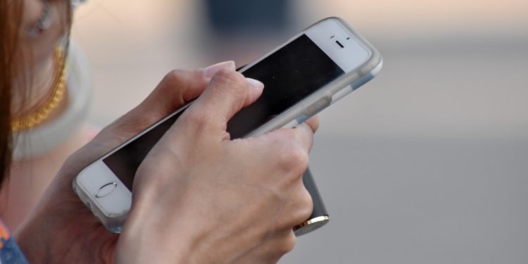 На протяжении года: приложение для Android тайно записывало пользователей каждые 15 минут